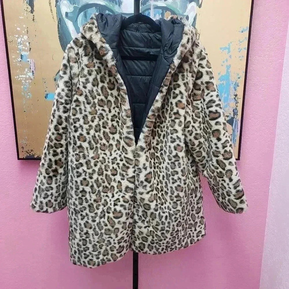 Gabby Isabella Faux Fur Animal Print Reversible Coat - Picture 2 of 5
